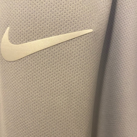 New Nike Drifit Polo - Picture 2 of 3